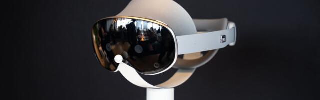 Samsung's Galaxy XR Mixed Reality Headset Now Available for $1,800