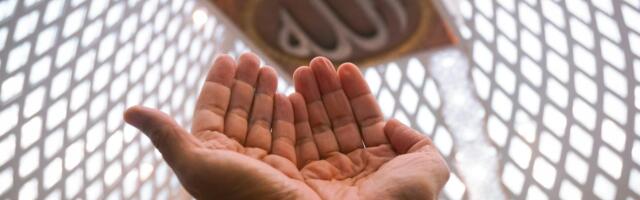 Trump’s spiritual advisers see Iran strikes as biblical prophecy — and they have institutional power