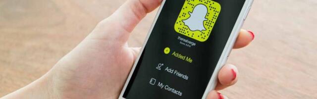 Searches for ‘delete Snapchat’ explode 488% as controversial My AI feature is introduced to every account