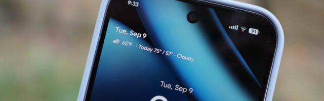 At a Glance Finally Removable on Pixel Devices?