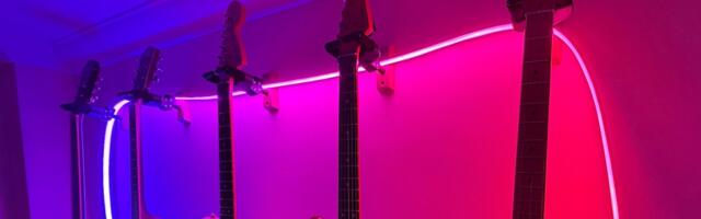 Light up your life with the Philips Hue Omniglow, the best Hue lightstrip yet