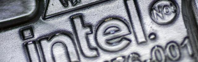 Trump says Intel has agreed to give US 10% stake in chipmaker
