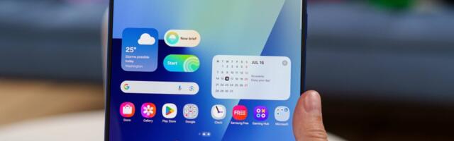 CR: Samsung breaks record for most foldable smartphone shipments in Q3