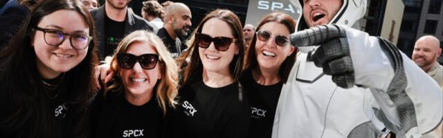 SpaceX pitches investors juicy yields in $25bn bond deal