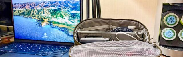 This One Bag Is All I Need for My Cables and Chargers While Traveling