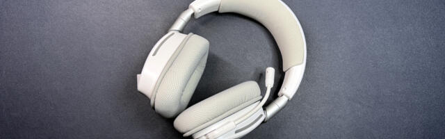 Corsair Void Wireless v2 Review: A solid mid-range option