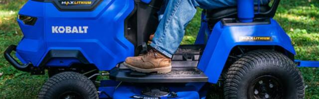 The Best Riding Lawn Mower At Lowe's For Less Than $4000, According To Users