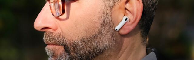 Apple might arm AirPods with live translation facility this year
