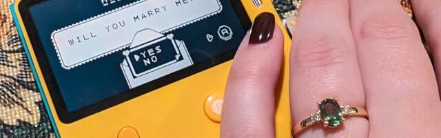 Ex-Sea of Thieves developer uses Playdate to curate charming marriage proposal