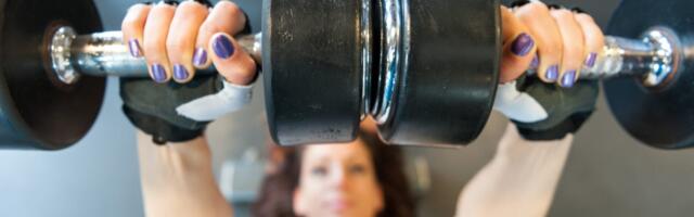 How Strength Training Can Help You Burn Fat, No Treadmill Required