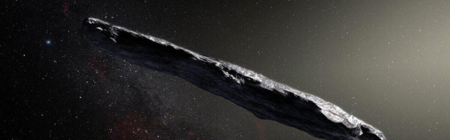 This Harvard professor claims an alien spaceship visited us in 2017