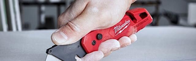 Milwaukee's Folding Utility Knife Has A Feature You Probably Didn't Know Existed