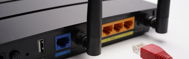 This Ancient Router Type Is Considered Outdated - Do You Still Use It?