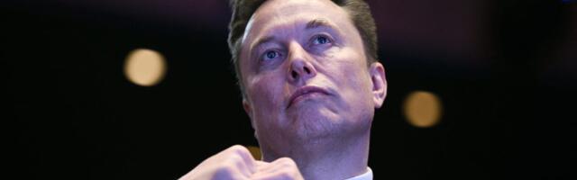 Elon Musk offers to pay the salaries of TSA agents