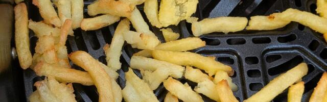 4 Easy Steps That Make Air Fryer French Fries Taste Exactly Like Deep-Fried