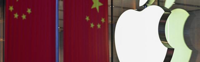 Apple closes first China store while Huawei reclaims smartphone market leadership