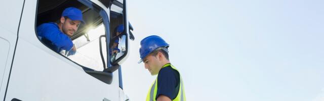 Emergency FMCSA Rule Puts CDL Restrictions On Noncitizens