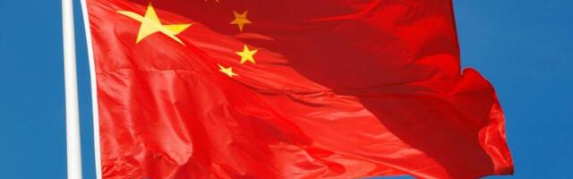 China orders Apple to pull Dorsey's Bitchat, the messaging app used during Iran protests