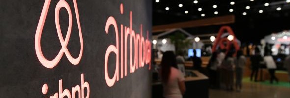 Airbnb files to go public