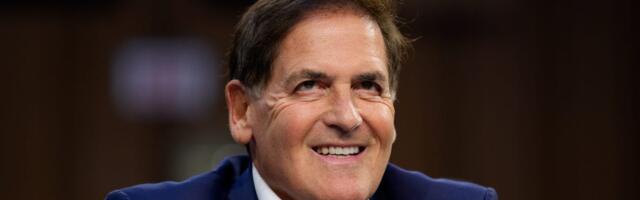 Anthropic's top economist says AI won't replace workers yet. Mark Cuban says it trails humans in 2 key ways.