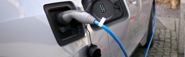 London DOUBLED its number of rapid EV chargers in 2020 — nice