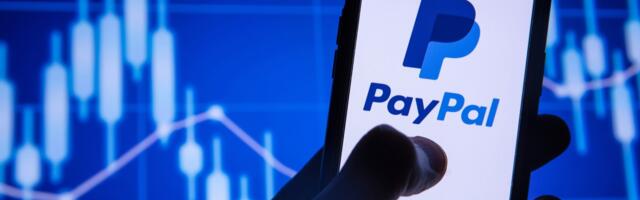 PayPal Hands Out Stock To Retain New Workers