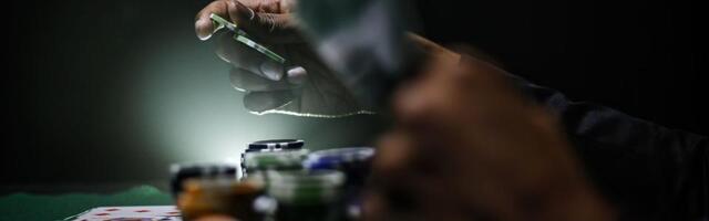 Hyperliquid, Uniswap and Worldcoin buck crypto slump as traders chase AI, DeFi trends