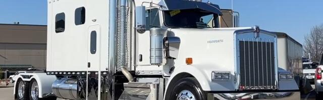 Why Kenworth Is Discontinuing The W900 Semi-Truck After Over 60 Years