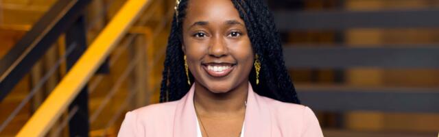 3 tips for protecting your budget during the holidays, from a financial behavior expert