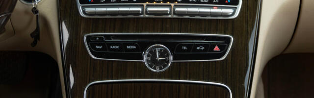 Why Some Luxury Cars Still Use Analog Clocks