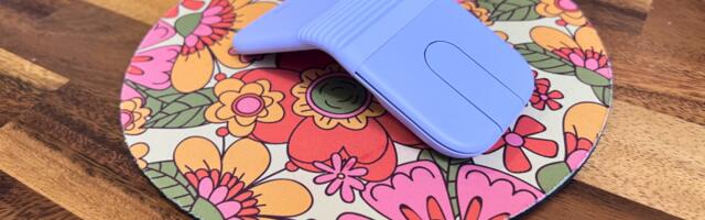 Logitech introduces foldable mouse that has major flip phone vibes