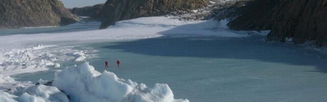 Scientists Found a Continent-Sized Geological Structure Hiding Beneath Antarctica