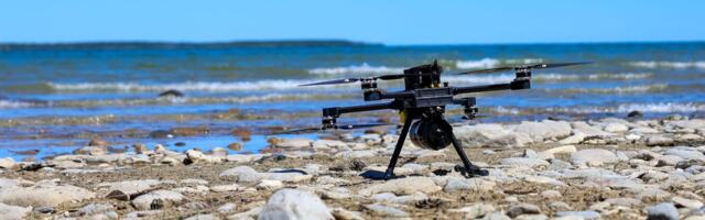 It looks like jam-proof drones, a Ukraine war battlefield scourge, showed up at the US Navy's Silent Swarm exercise