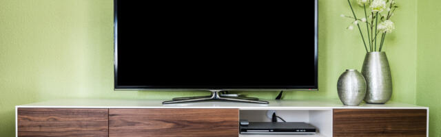 9 Of The Best-Rated 55-Inch TVs Under $500