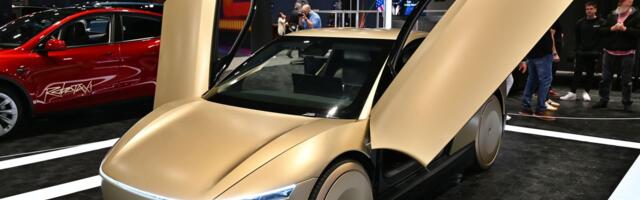 Tesla Says It’s Building a Wheelchair-Accessible Robotaxi