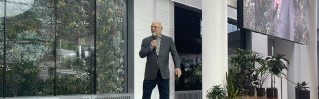 Barry Diller Says Expedia Has AI Edge With OpenAI CEO as a Director