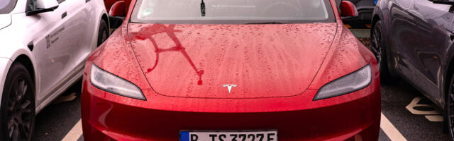 Tesla's Autopark Doesn't Always Work - Here's When To Take Control