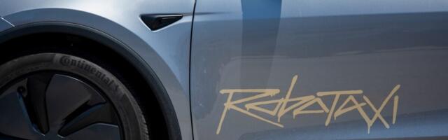 Tesla Robotaxis Reportedly Crashing at a Rate That’s 4x Higher Than Humans