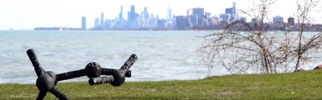 Рожденный двигаться: как модульные роботы эволюционировали, обучились бегу с препятствиями и перестали сбоить