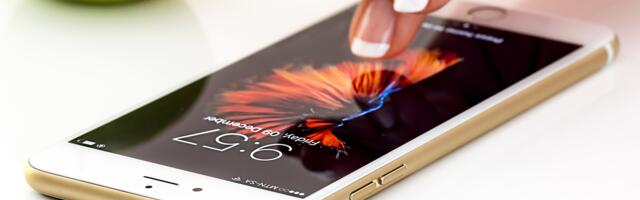 Smartphone use at work linked to reduced stress and improved work-life balance