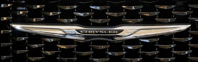 318,000 Dodge, Chrysler sedans recalled over airbags that can explode, hurl shrapnel