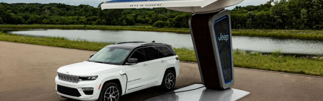 Jeep recalls 194,000 plug-in hybrids due to fire risks