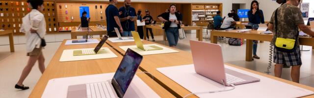 Apple seeks to buy memory chips from blacklisted Chinese company