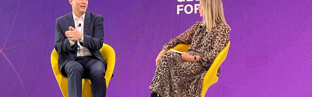 Zillow Co-Founder Flags Travel Startup Overfunding in Race for Killer AI App