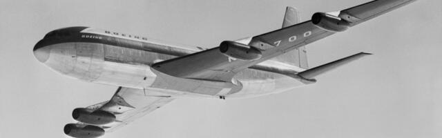 This Death-Defying Stunt Was The World's Introduction To The Boeing 707