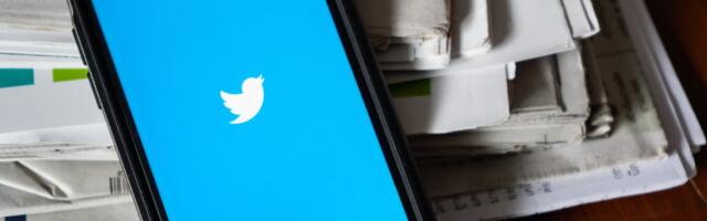 Twitter’s Hardship Continues, Ad Sales Slump 59%