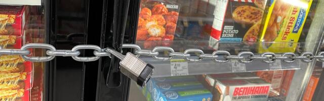 Walgreens Regrets Replacing Fridge Doors With Smart Screens, Creating Techno-Dystopia Vibes