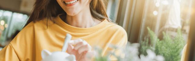 8 smart money moves lower-middle-class families use that wealthy people are just now discovering