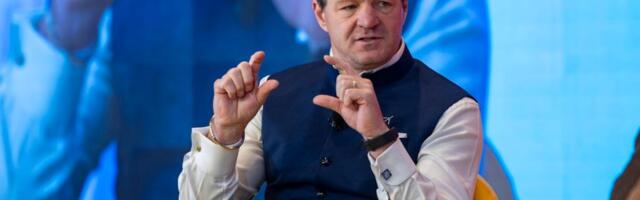 IndiGo Blames Weak Rupee for Wider Loss, Bets on Global Growth as Currency Shield