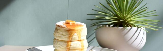I waited an hour in line for Tokyo's famous soufflé pancakes and have zero regrets